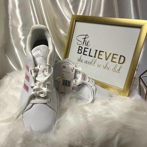 NWT W/BOX- White GRAND COURT K SNEAKER - KIDS' Sz US 4